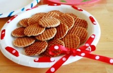 Dress Up Disposable Dishes for Parties or Gift Giving