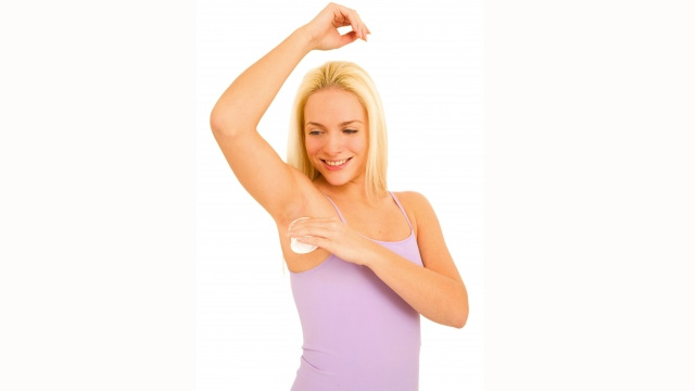 How to Prevent Yellow Pit Stains from Ruining Your Workout Clothes